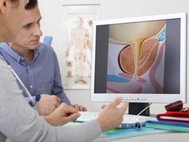 Un urologue consulte un patient sur des problèmes de puissance